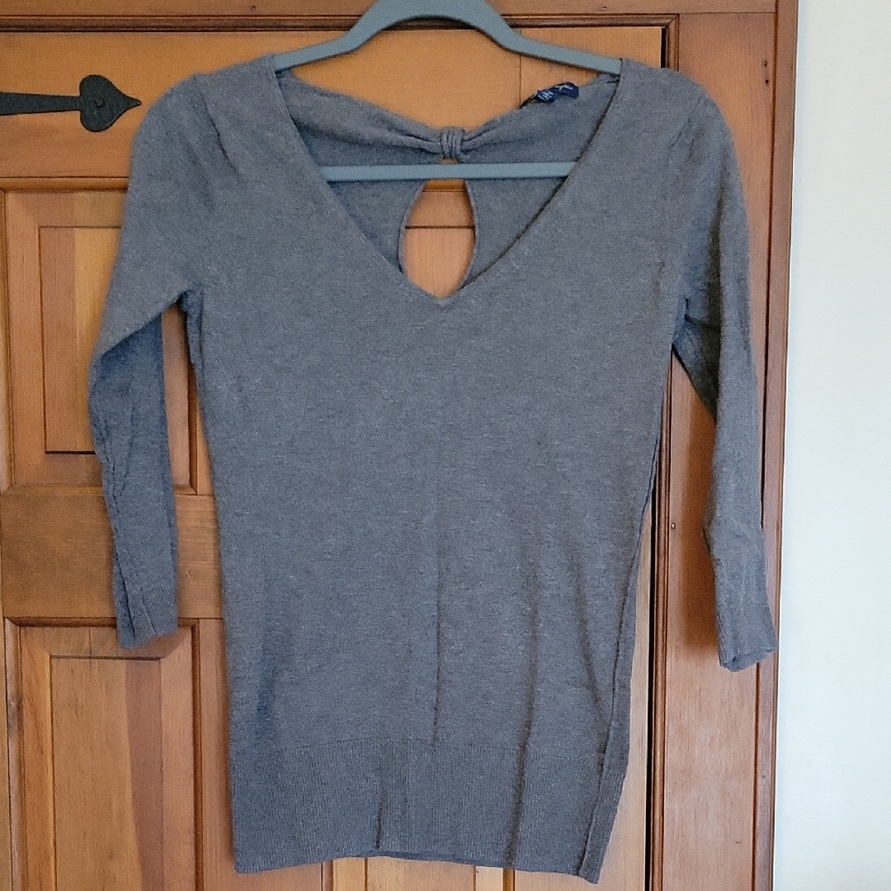 AEO KEYHOLE TWIST BACK COTTON SWEATER